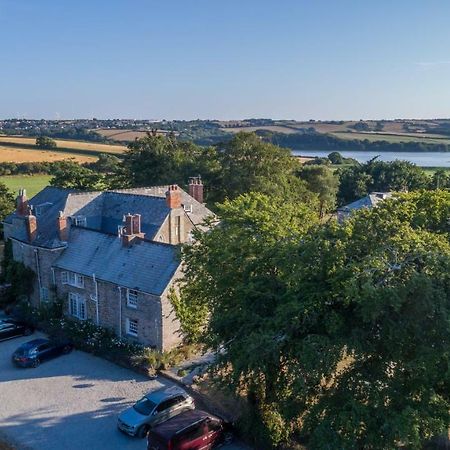 مبيت وإفطار ويدبريدج Trewornan Manor المظهر الخارجي الصورة