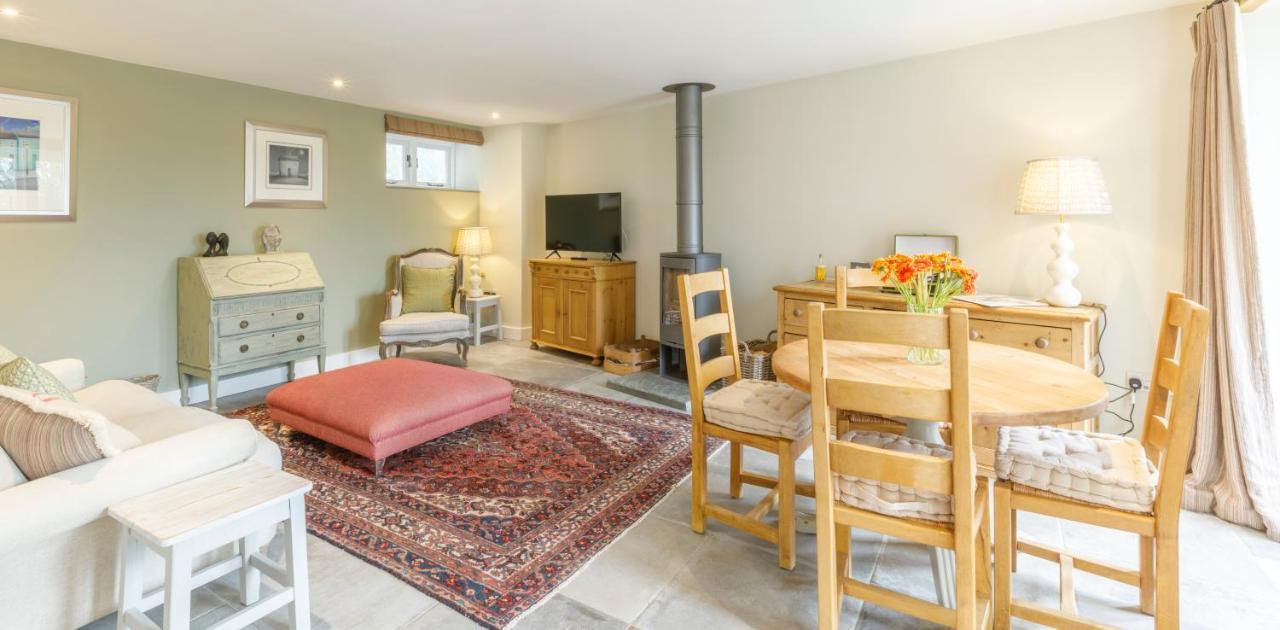 مبيت وإفطار ويدبريدج Trewornan Manor المظهر الخارجي الصورة