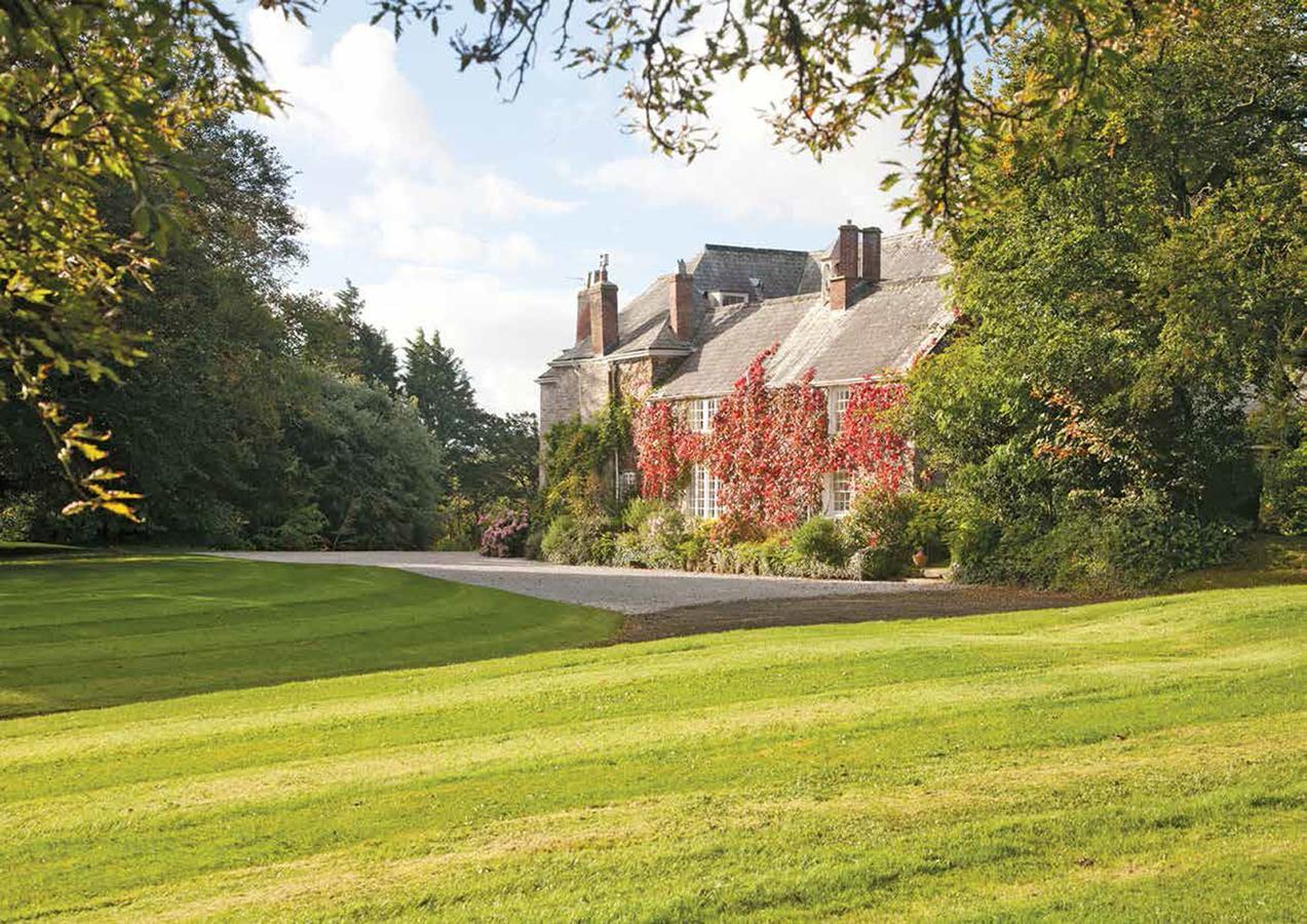 مبيت وإفطار ويدبريدج Trewornan Manor المظهر الخارجي الصورة