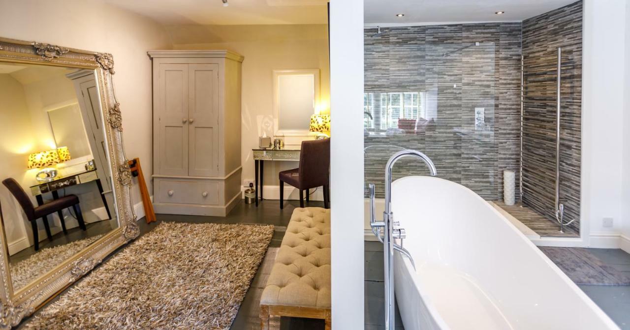مبيت وإفطار ويدبريدج Trewornan Manor المظهر الخارجي الصورة