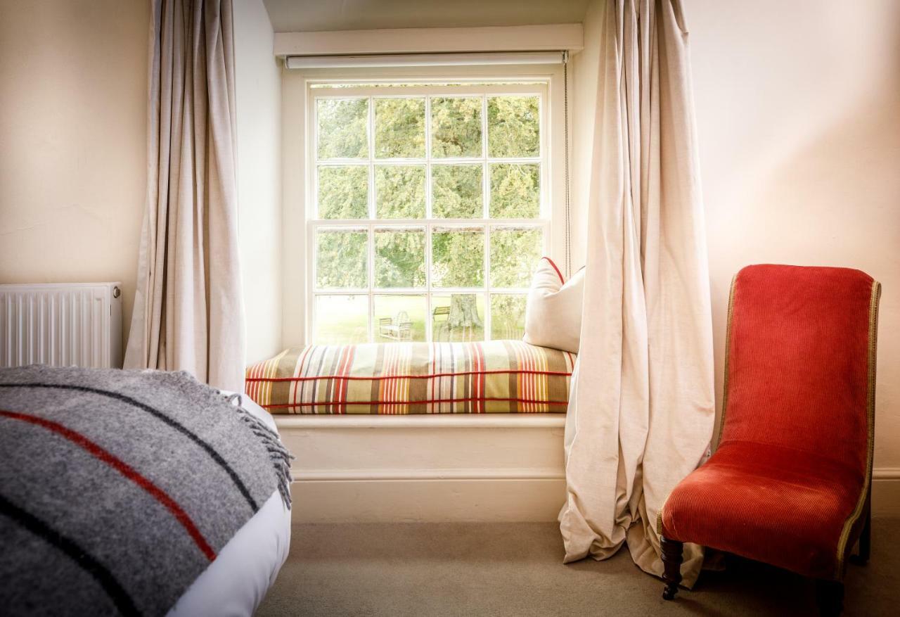 مبيت وإفطار ويدبريدج Trewornan Manor المظهر الخارجي الصورة